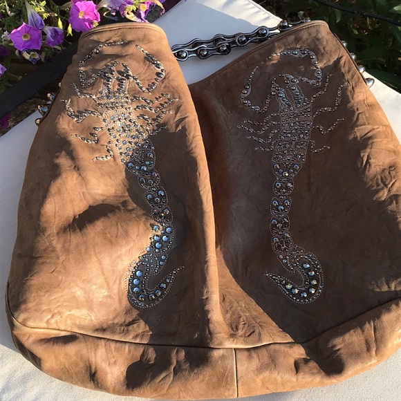 Thomas Wylde Colossal Scorpion Purse - Picture 2 of 8